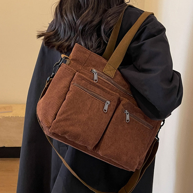 Helene - Stilvolle Samt-Tasche
