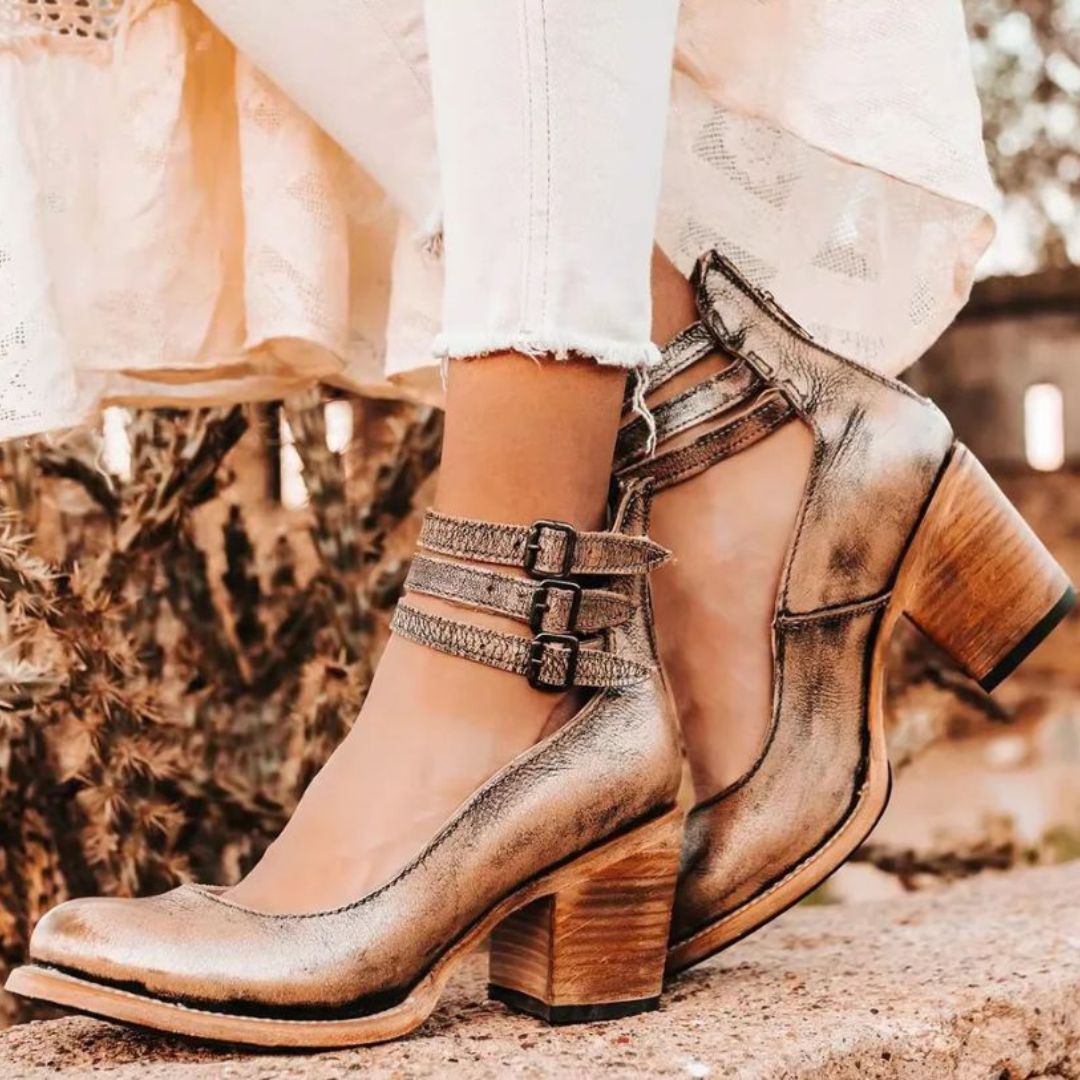 Elodie - Klassische Sandalen mit Absatz