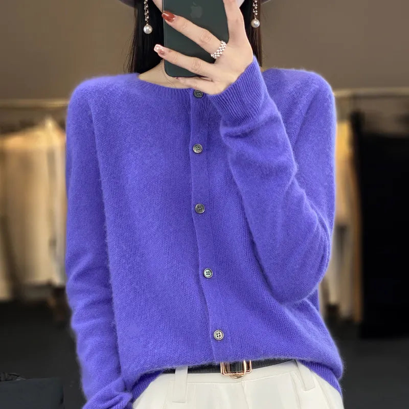 Margo - Kuschelige Wollstrickjacke