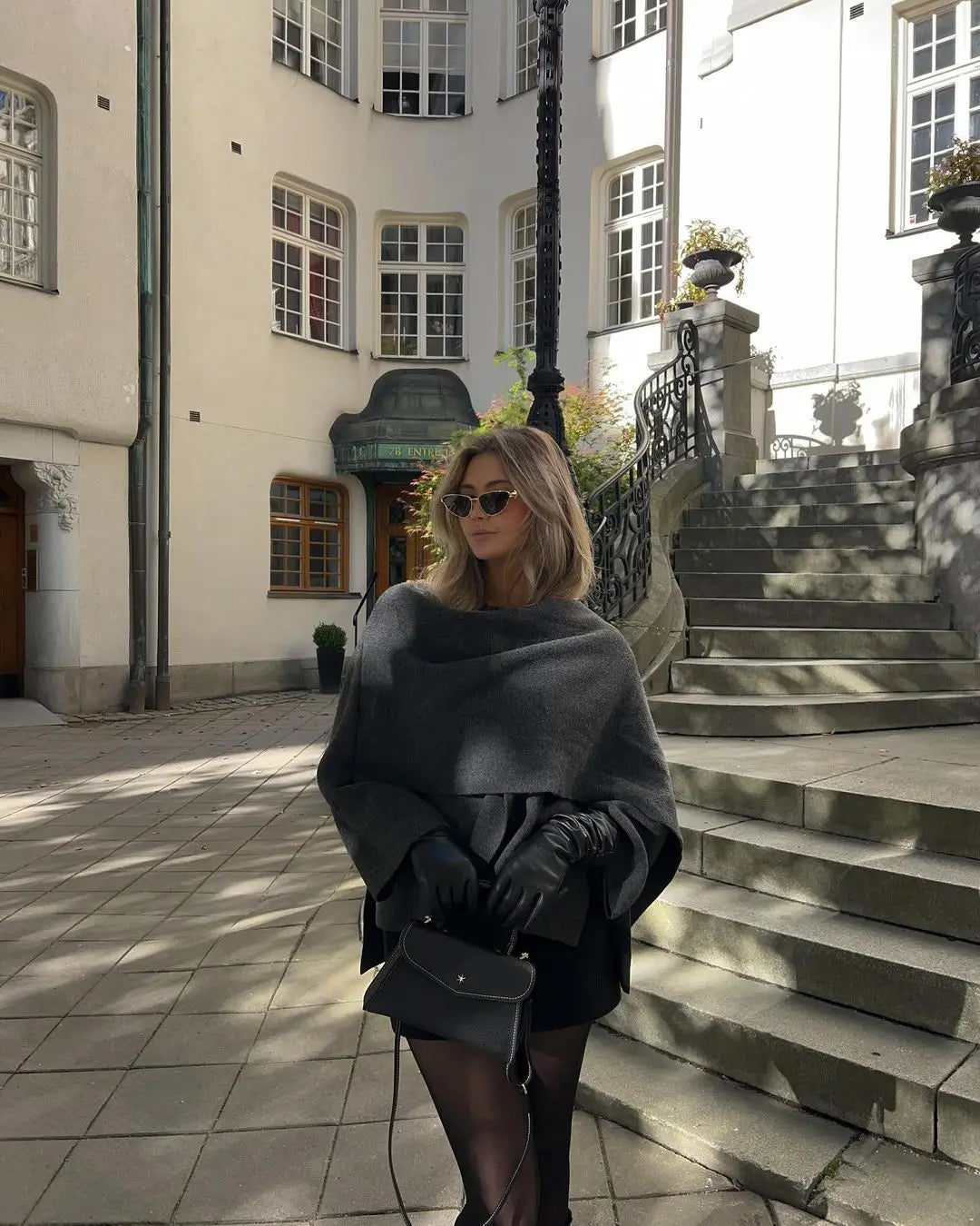 Angie - Kuscheliger Schal-Mantel