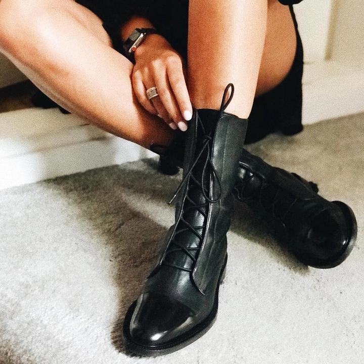 Orra - Klassisch Hochgeschnittene Stiefel