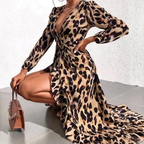 Helda - Elegantes Kleid mit V-Ausschnitt