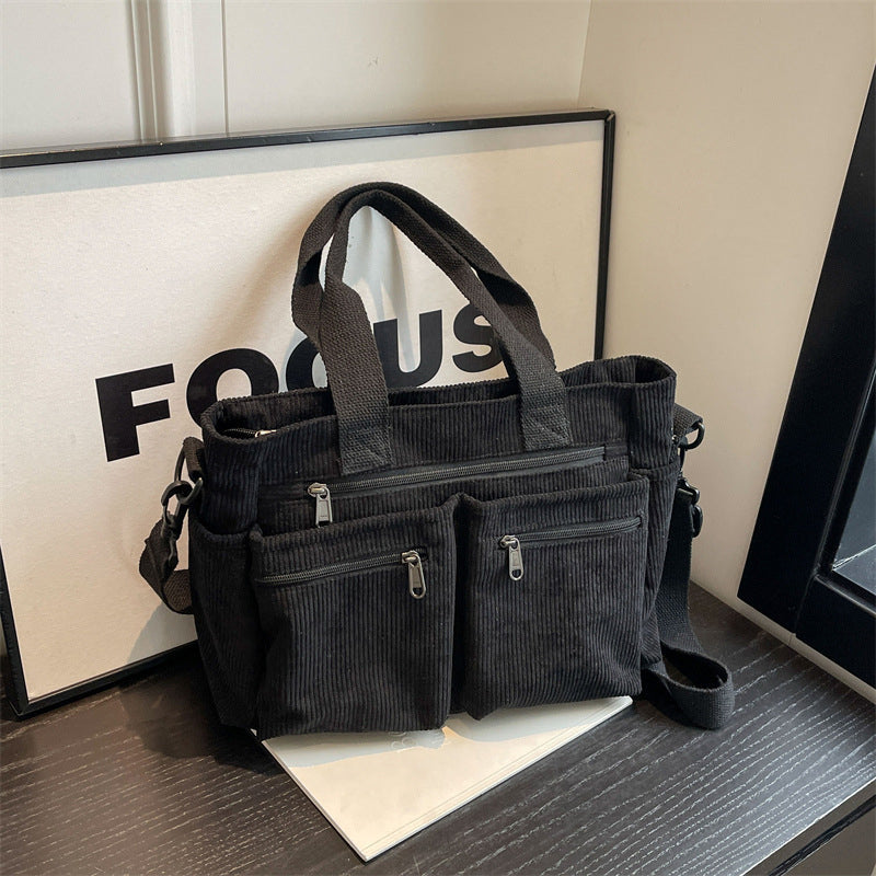 Helene - Stilvolle Samt-Tasche